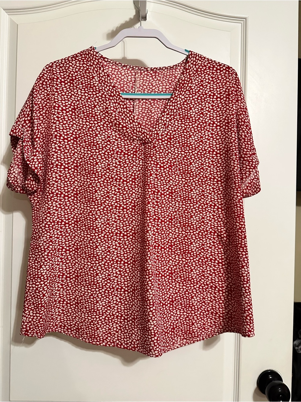 Women’s Red V-Neck Short Sleeve Top